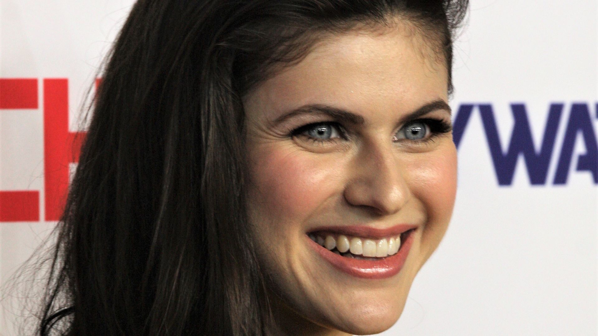 File:Alexandra Daddario Eva Rinaldi Photography (1) (34571221352).jpg
