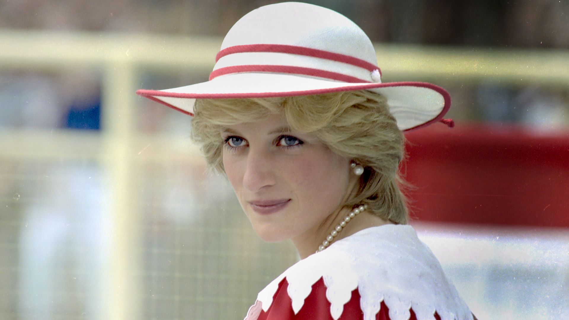 File:Royal Visit of Prince Charles and Princess Diana to Edmonton, Alberta - Princess Diana at Welcoming Address by Premier Peter Lougheed at the Alberta Legislature, 30 June 1983.jpg