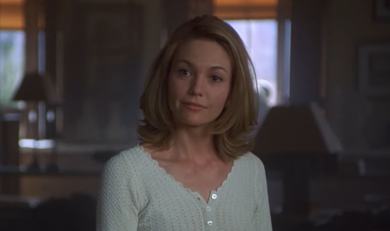Screenshot from Unfaithful (2002)