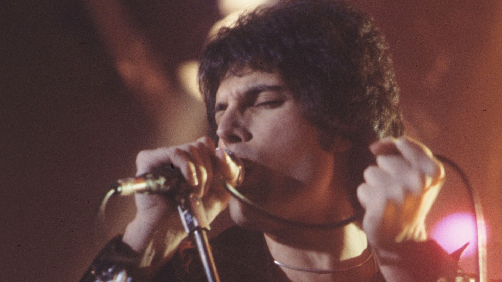 File:Queen - Freddie Mercury.jpg