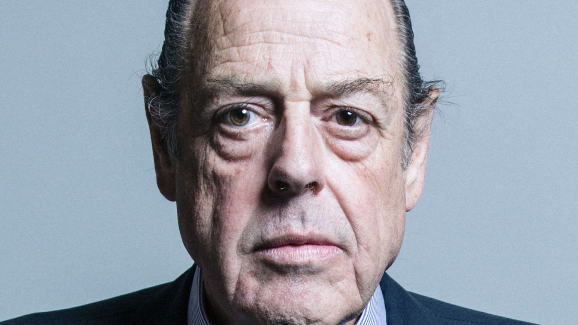 File:Official portrait of Sir Nicholas Soames crop 2.jpg