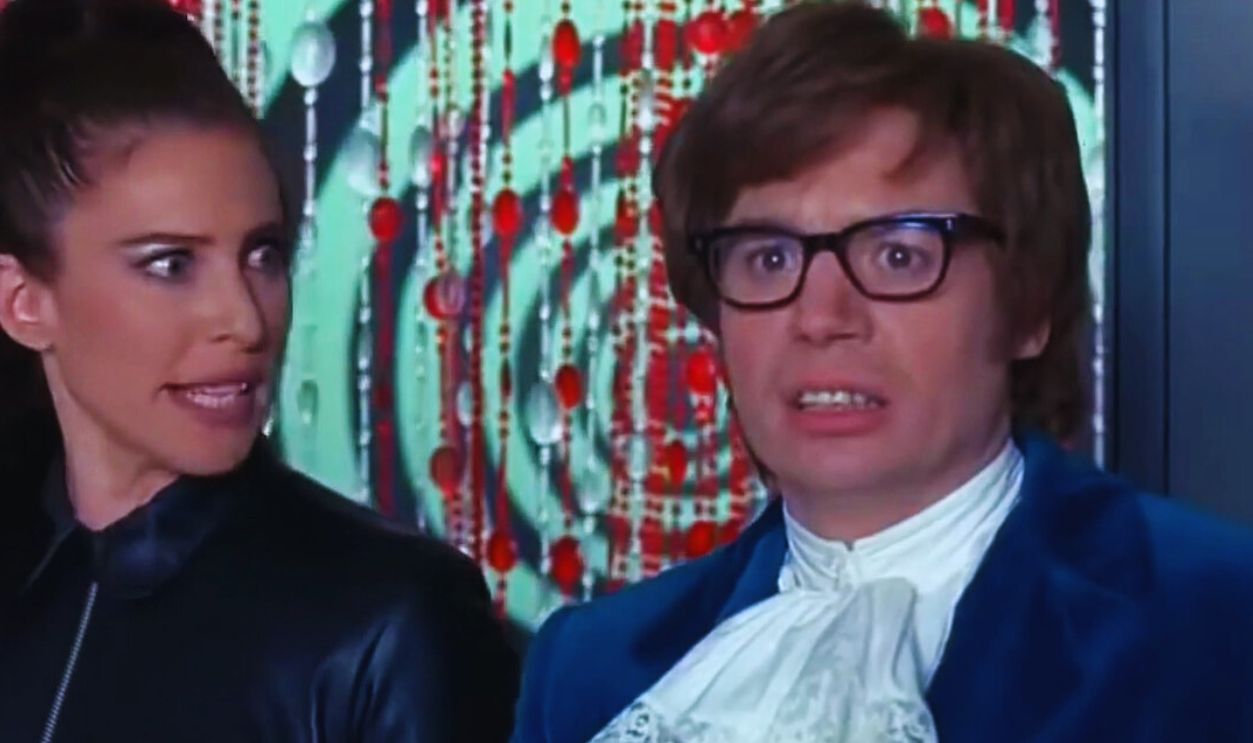 Screenshot from Austin Powers: International Man of Mystery (1997)