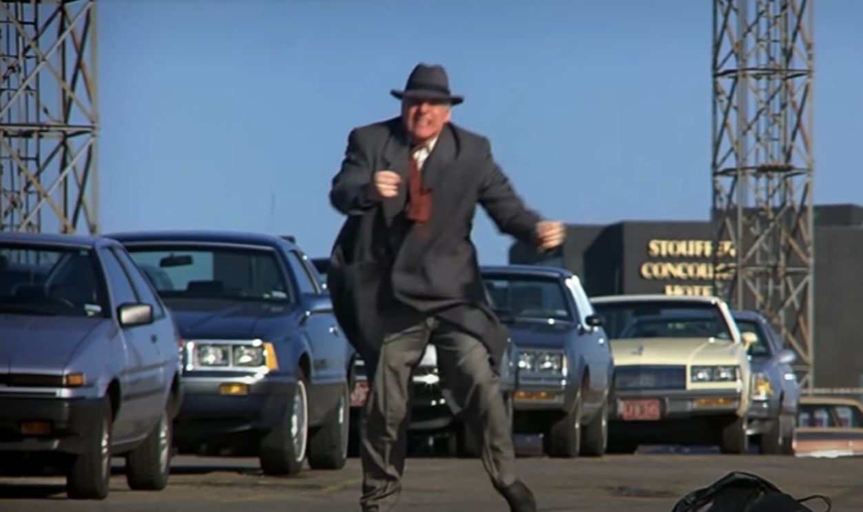 Screenshot from Planes, Trains and Automobiles (1987)