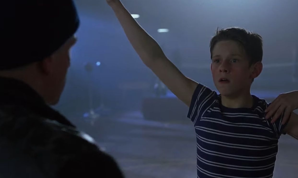Screenshot from Billy Elliot (2000)