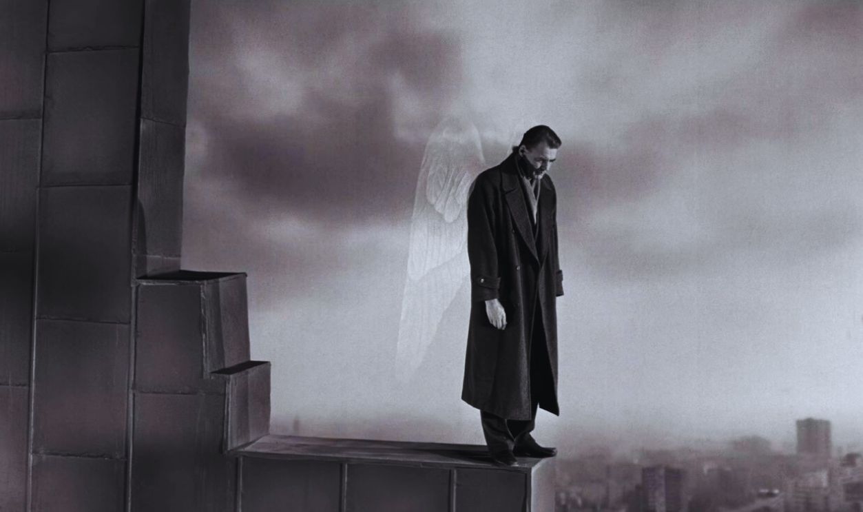 Screenshot from Wings of Desire (1987)