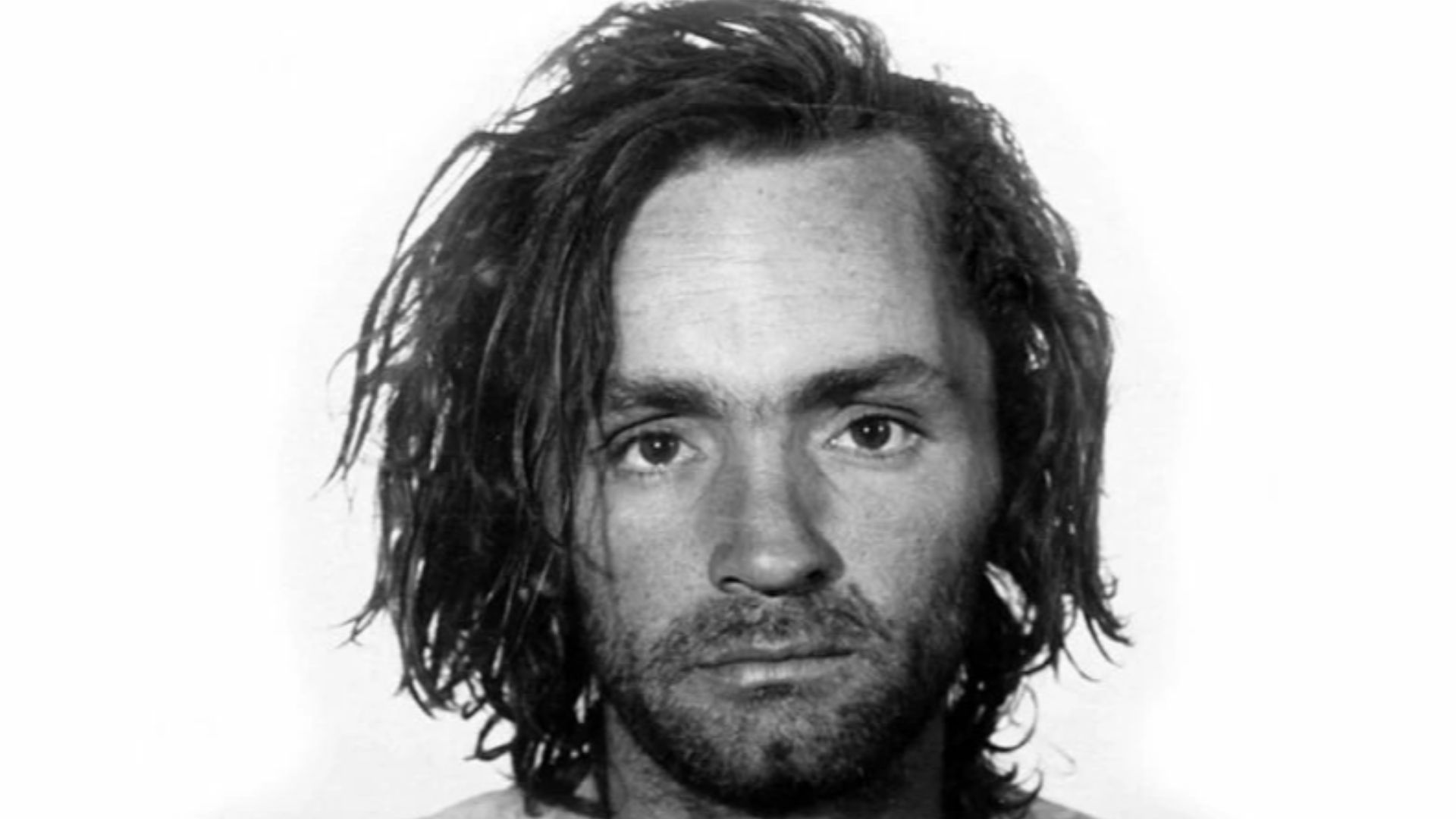 File:Charles-mansonbookingphoto (enlarged) 1971.jpg