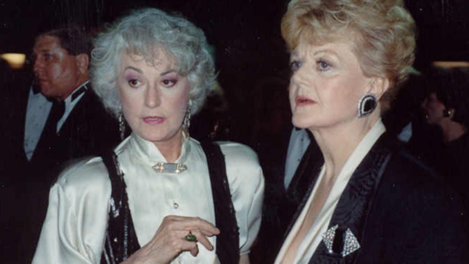File:Bea Arthur & Angela Lansbury (211193459).jpg