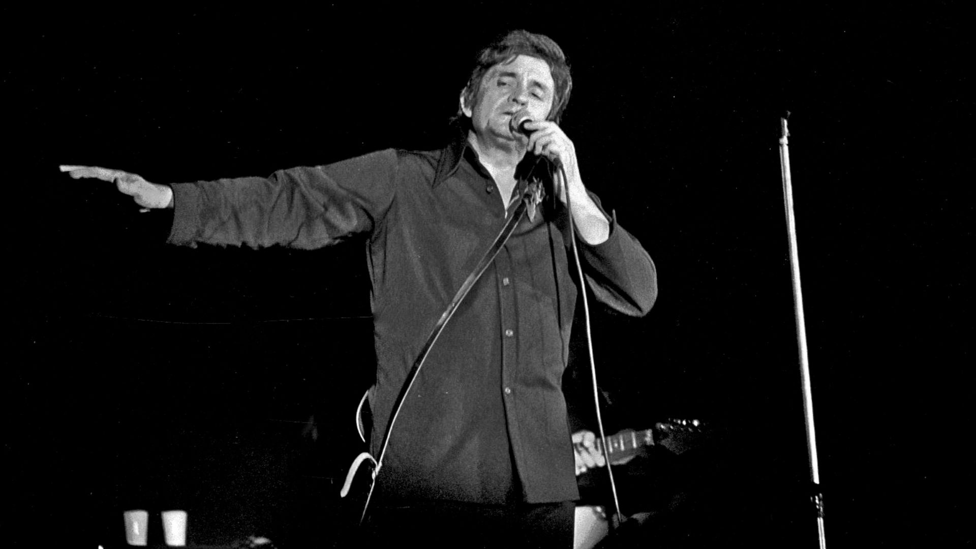 File:Johnny-Cash 1972.jpg