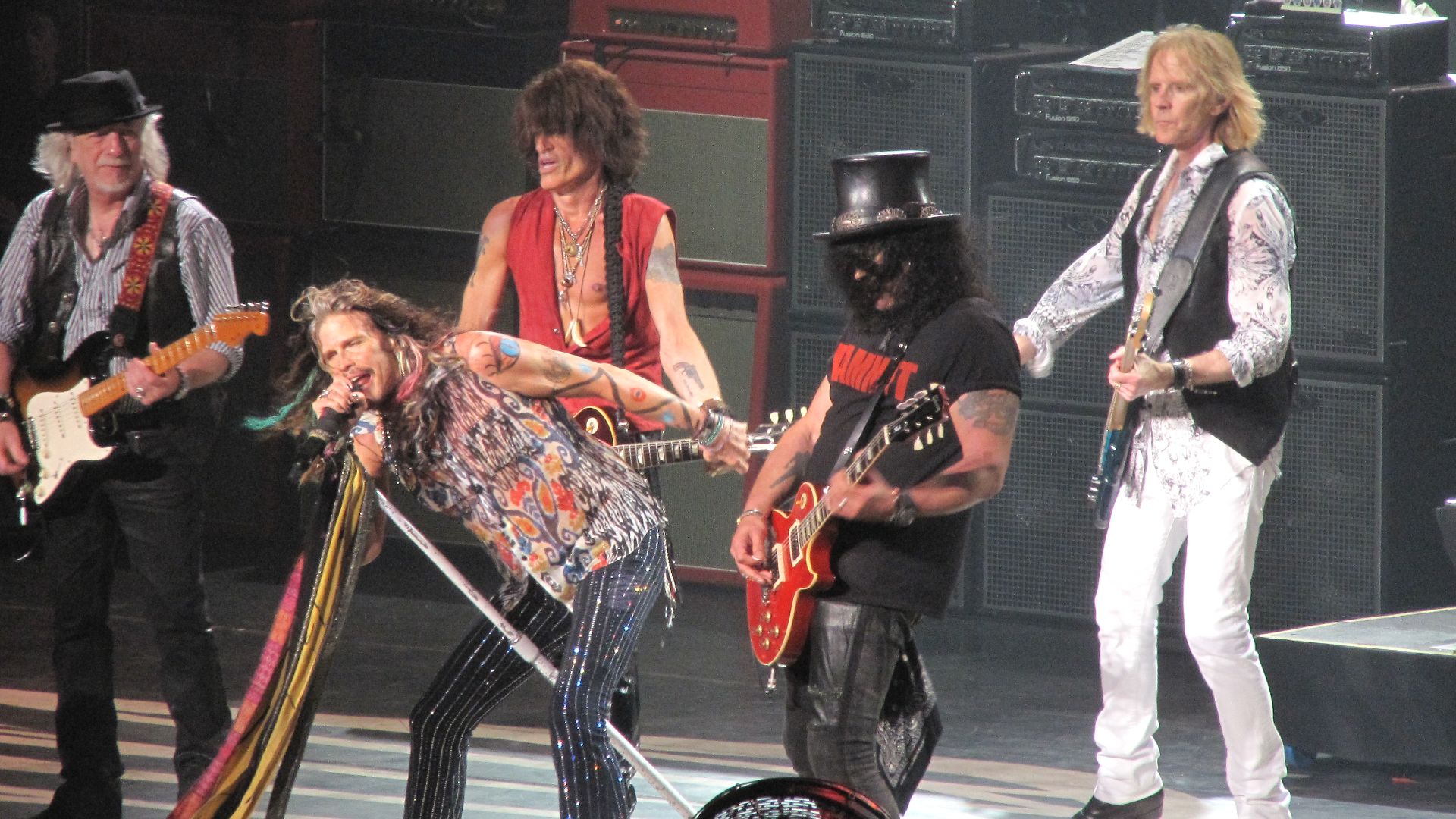 File:Aerosmith Slash 2014.jpg