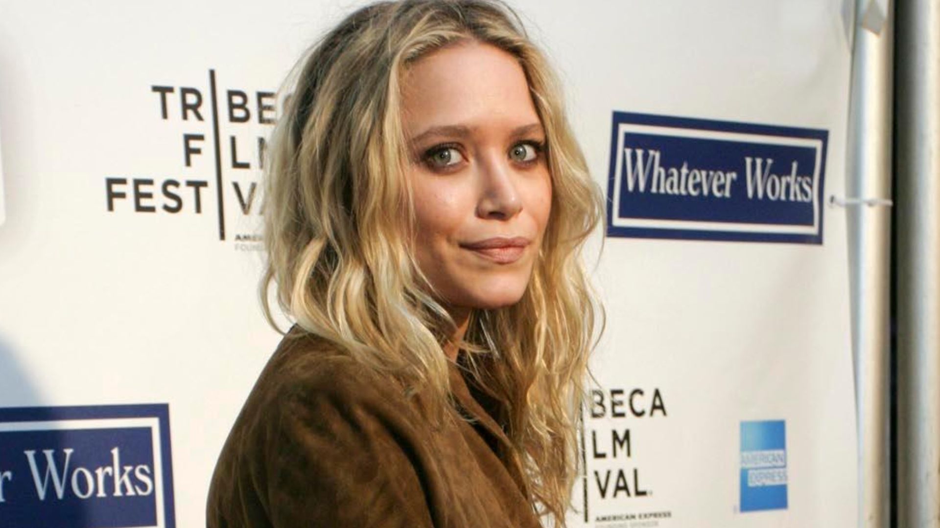 File:Mary-Kate Olsen 2009 TFF 2.jpg