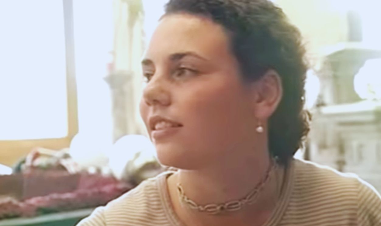 Screenshot from The Real World: Seattle (1998)