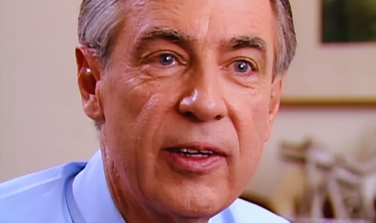 Screenshot from Won’t You Be My Neighbor? (2018)