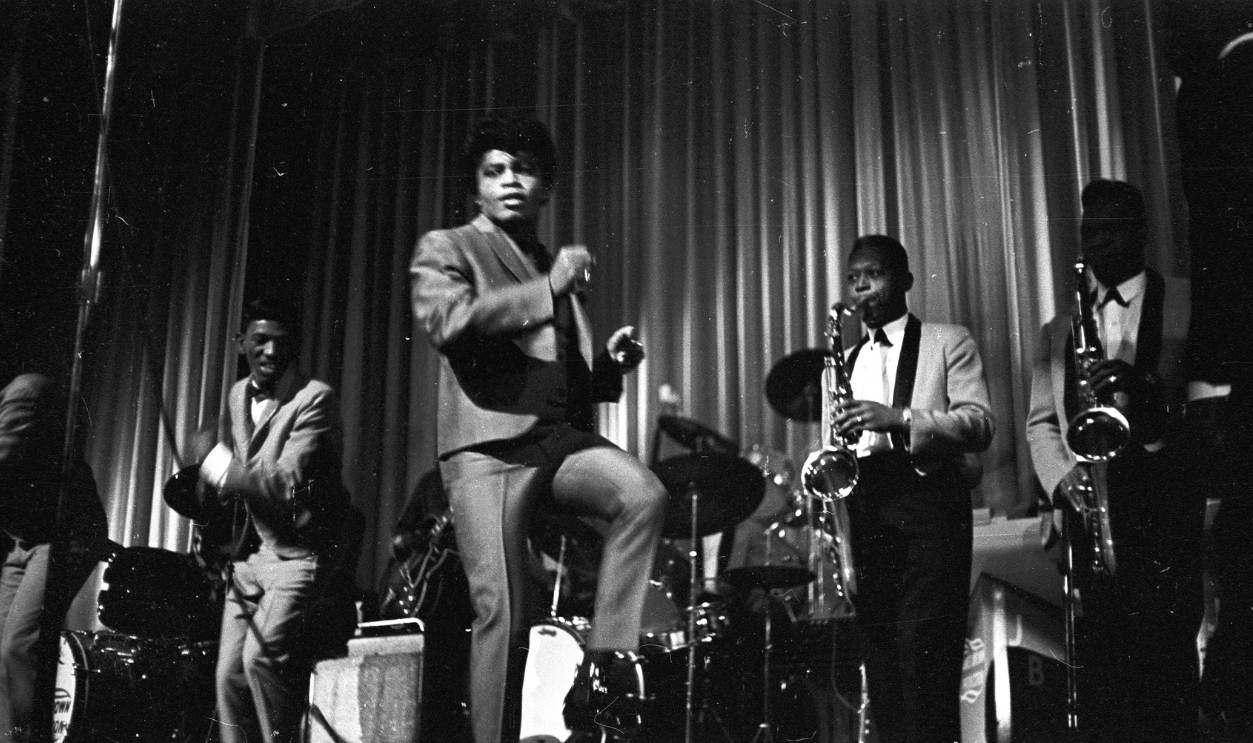 James Brown Live At The Apollo