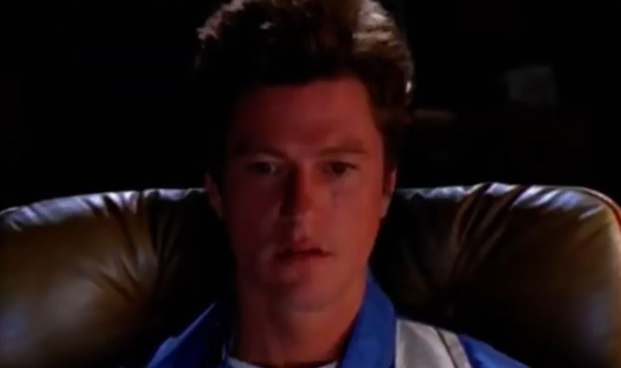 Screenshot from Syfy, The Invisible Man (2000–2002)