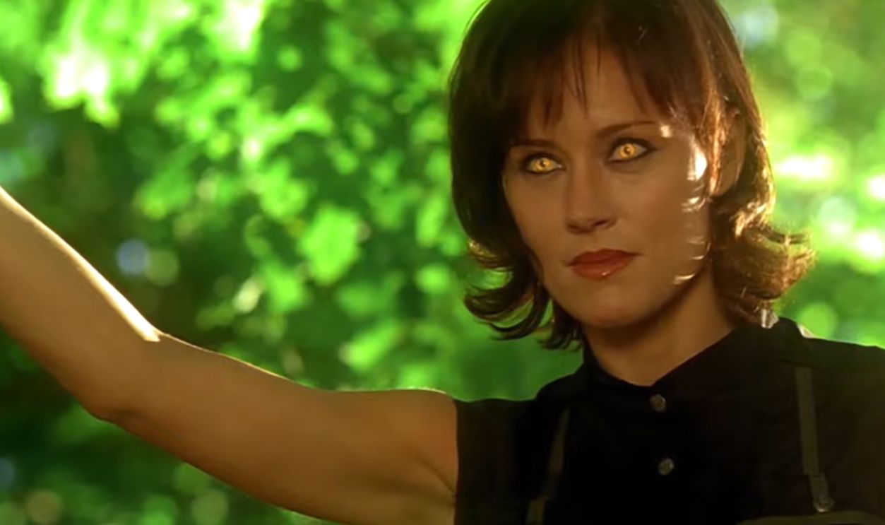 Screenshot from Marvel Entertainment, Mutant X (2001–2004)