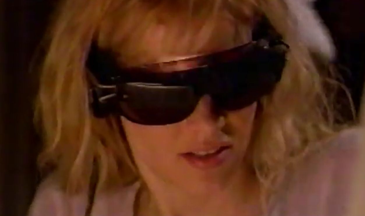 Screenshot from Fox Network, VR.5 (1995)