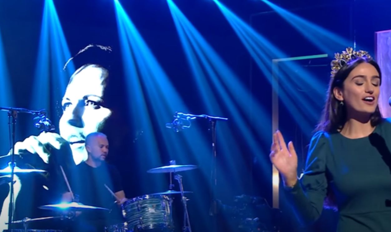 Screenshot from The Late Late Show (1995-2023)