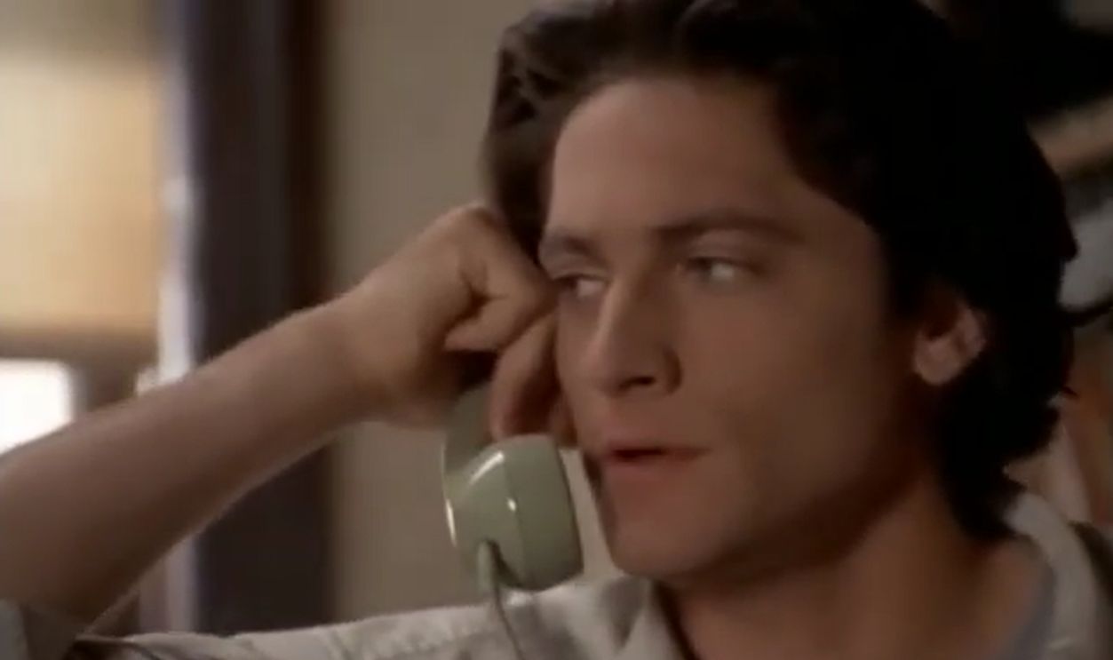 Screenshot from Relativity (1996–1997)