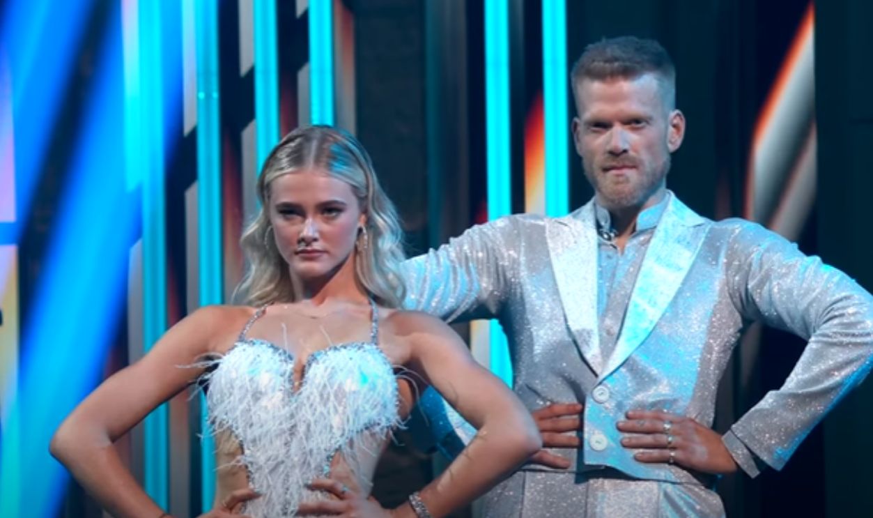 Screenshot from Dancing with the Stars (2005-)