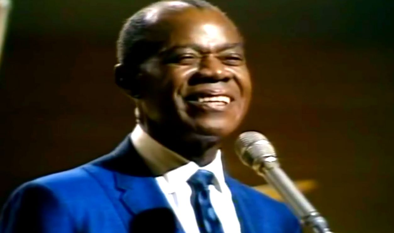 Louis Armstrong – “What A Wonderful World”
