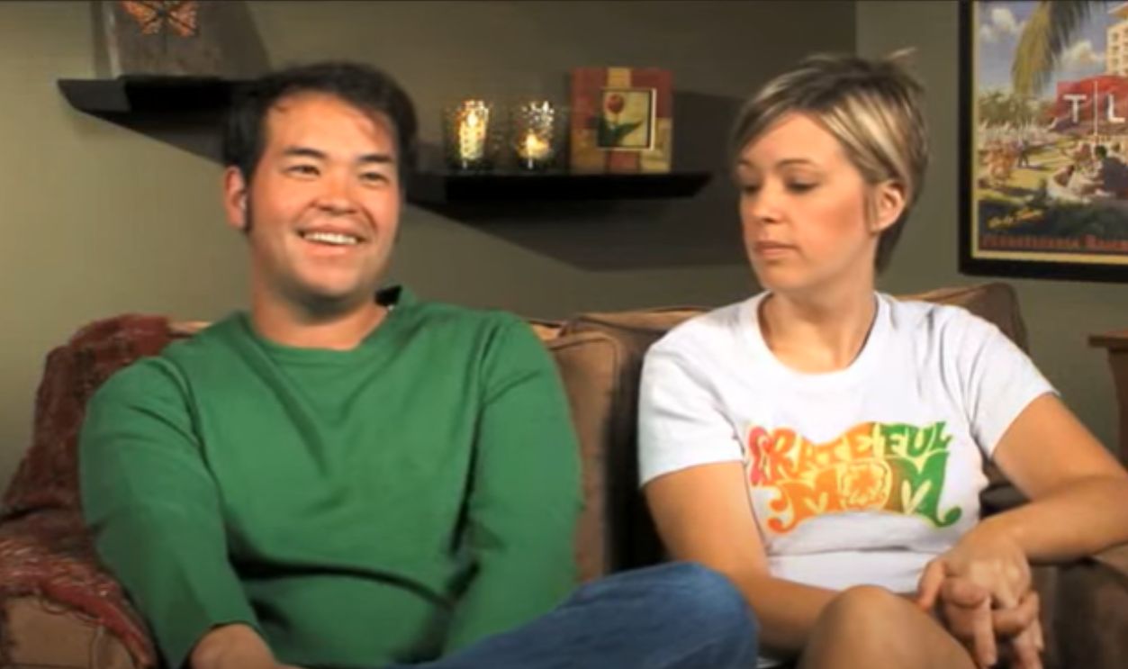 Screenshot from Jon & Kate Plus 8 (2007-2009)