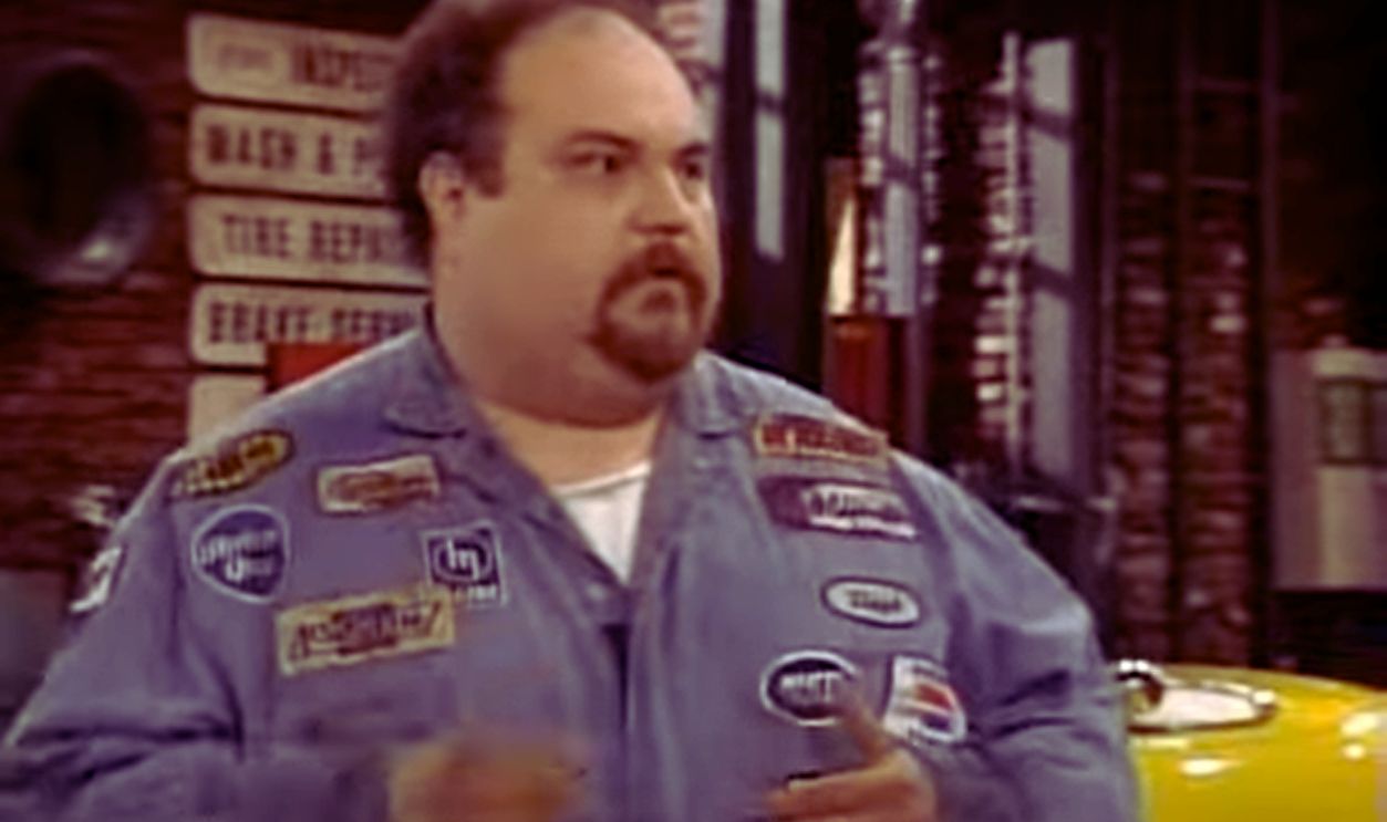 Screenshot from Brotherly Love (1995–1997)