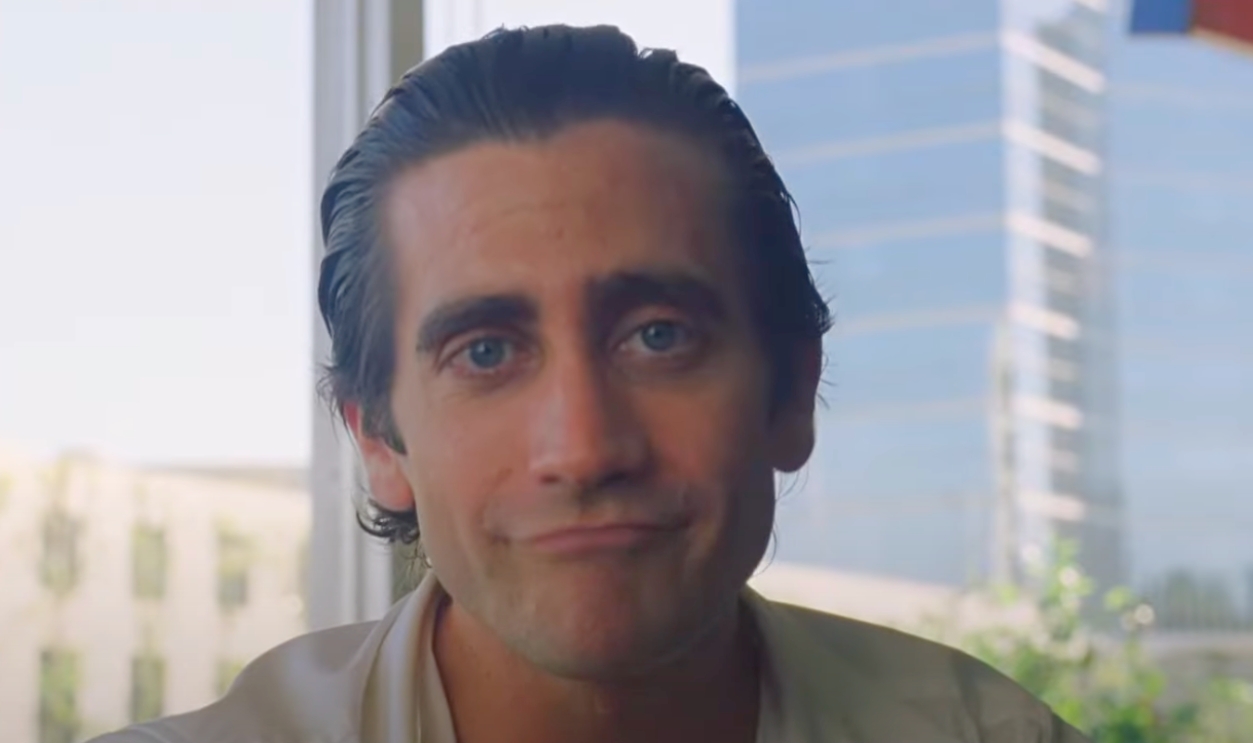 Jake Gyllenhaal’s Hand In Nightcrawler