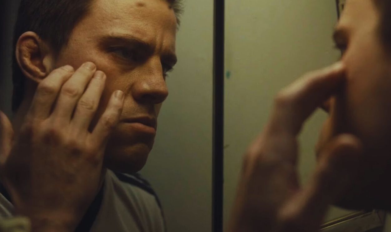 Screenshot from Foxcatcher (2014)