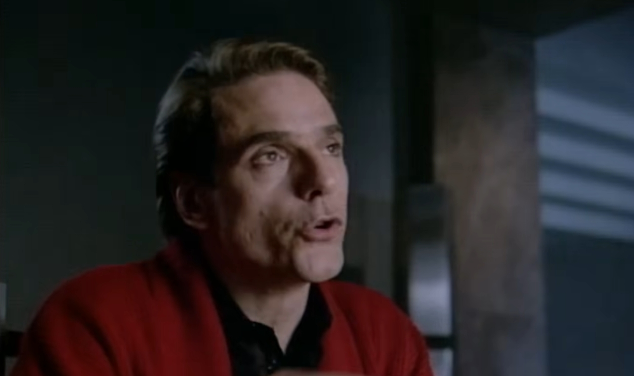 Screenshot from Dead Ringers (1988) 