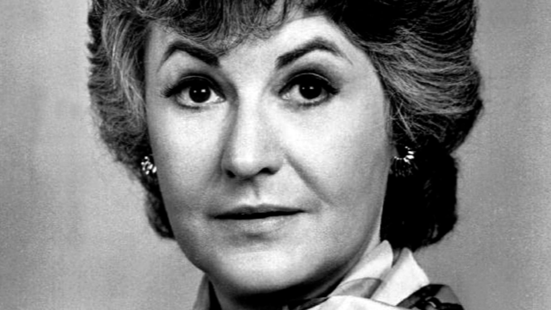 File:Beatrice Arthur - 1973.jpg