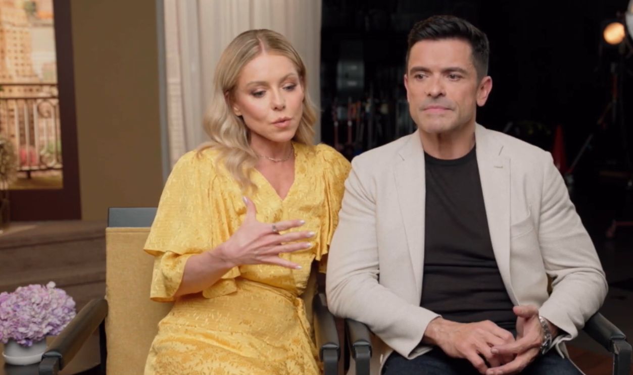 Kelly Ripa & Mark Consuelos