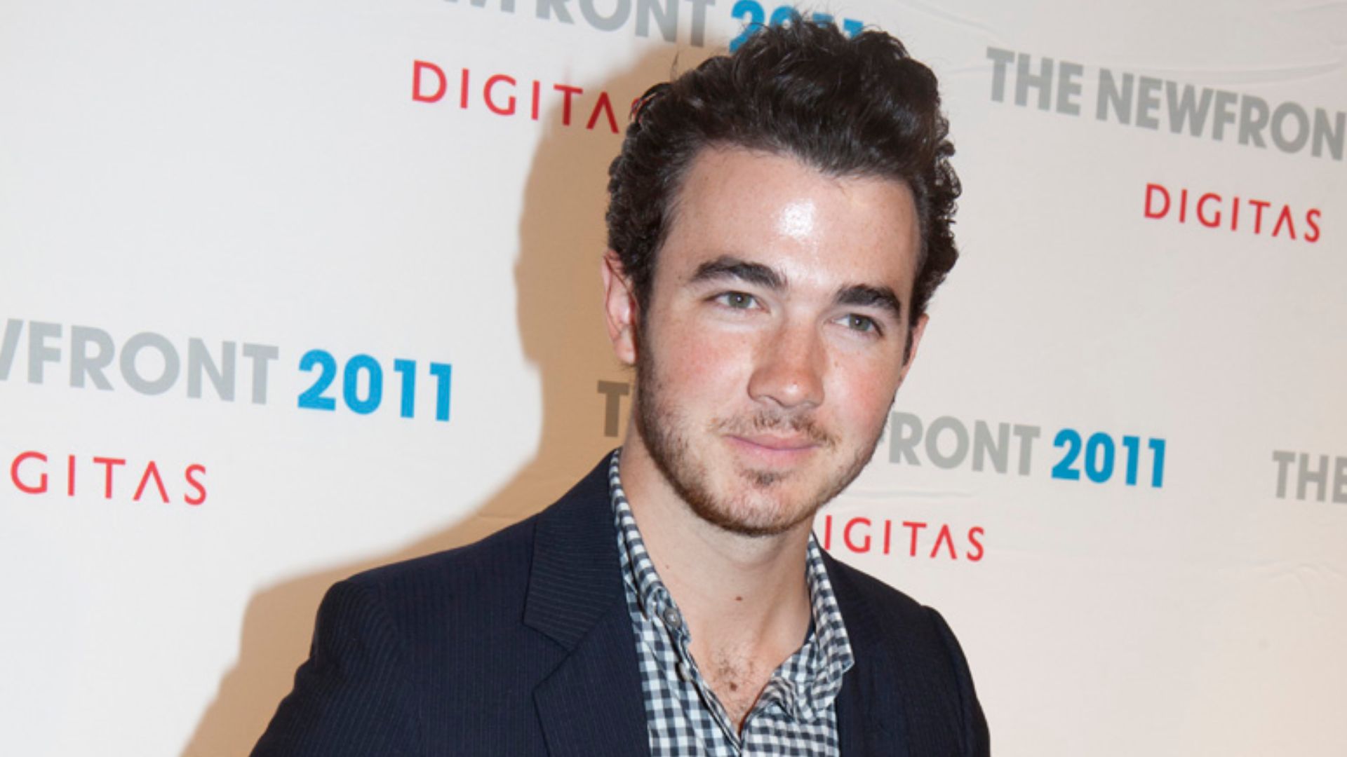 File:NewFrontKevin Jonas.jpg