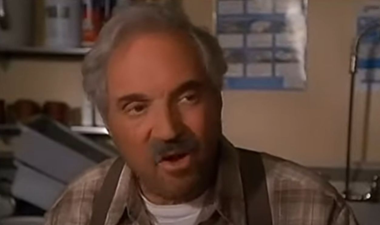 Screenshot from Touched by an Angel (1994-2003)