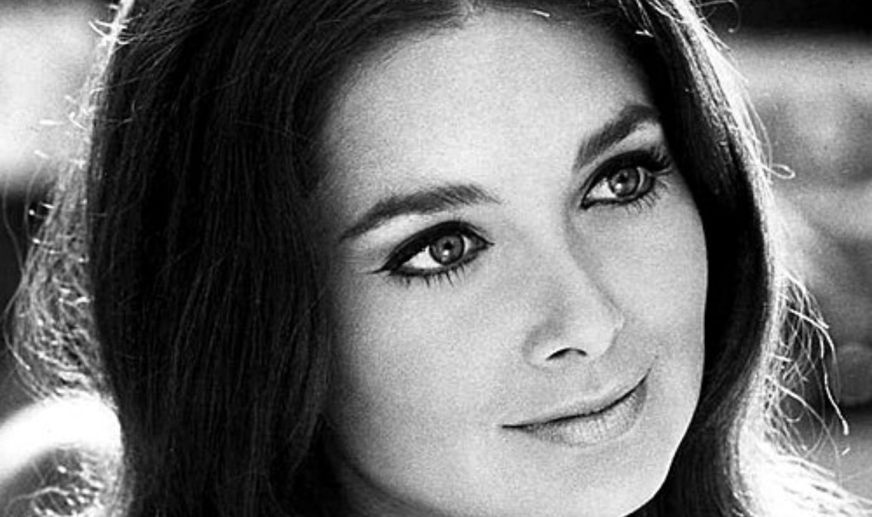 File:Suzanne Pleshette - 1969.jpg