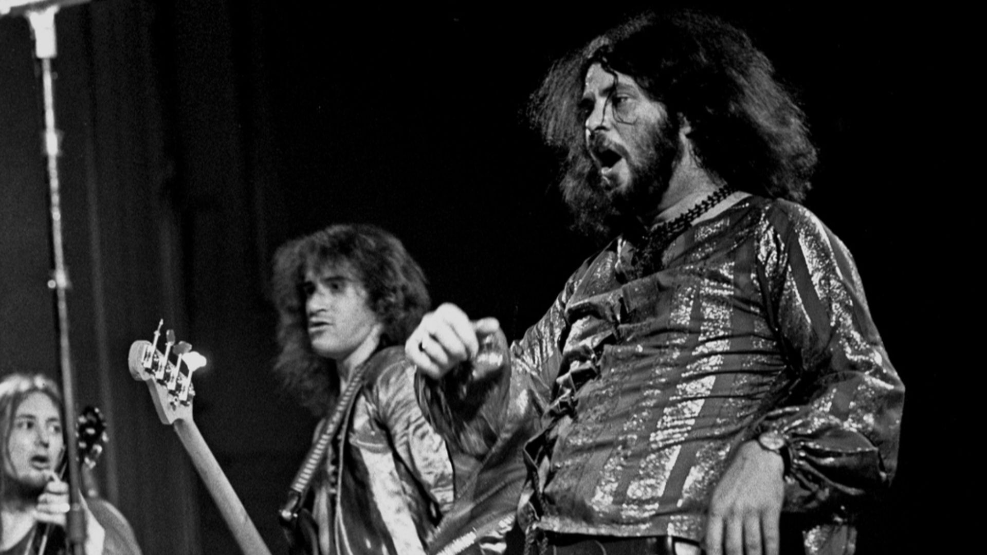 File:Gentle Giant, Hamburg 1974.jpg