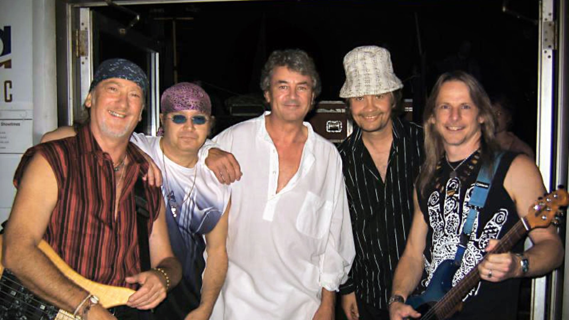 File:Deep Purple in 2004.jpg