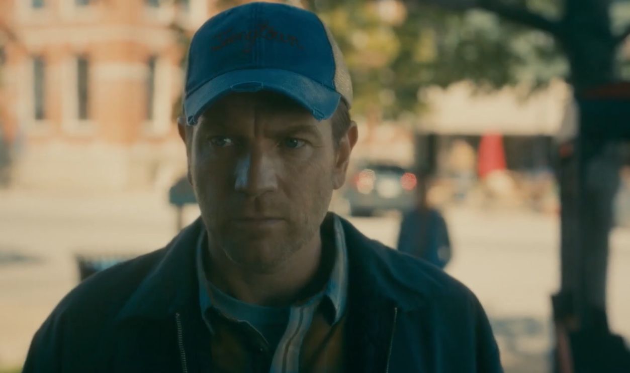 Screenshot from Doctor Sleep: Director’s Cut (2019)