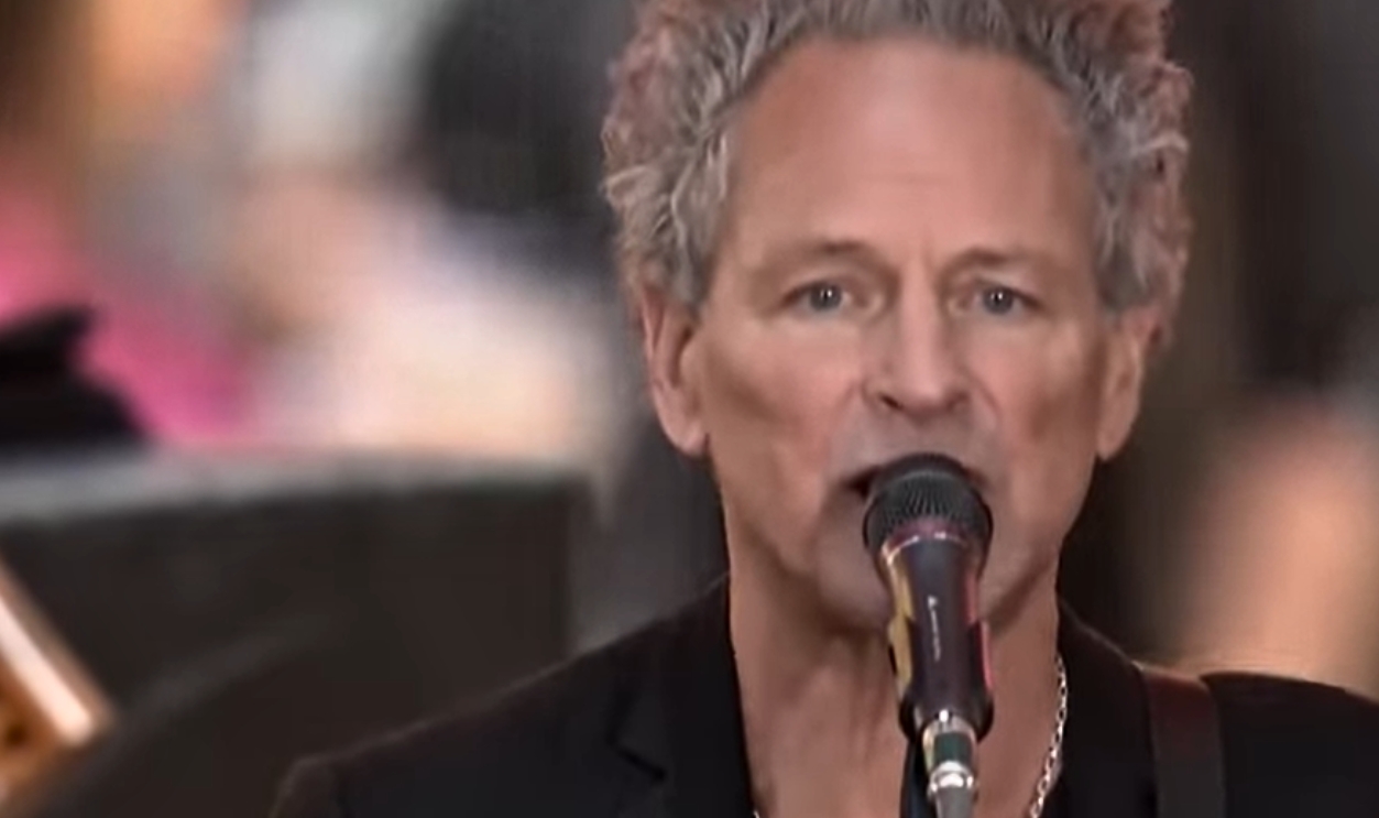 Go Your Own Way — Fleetwood Mac