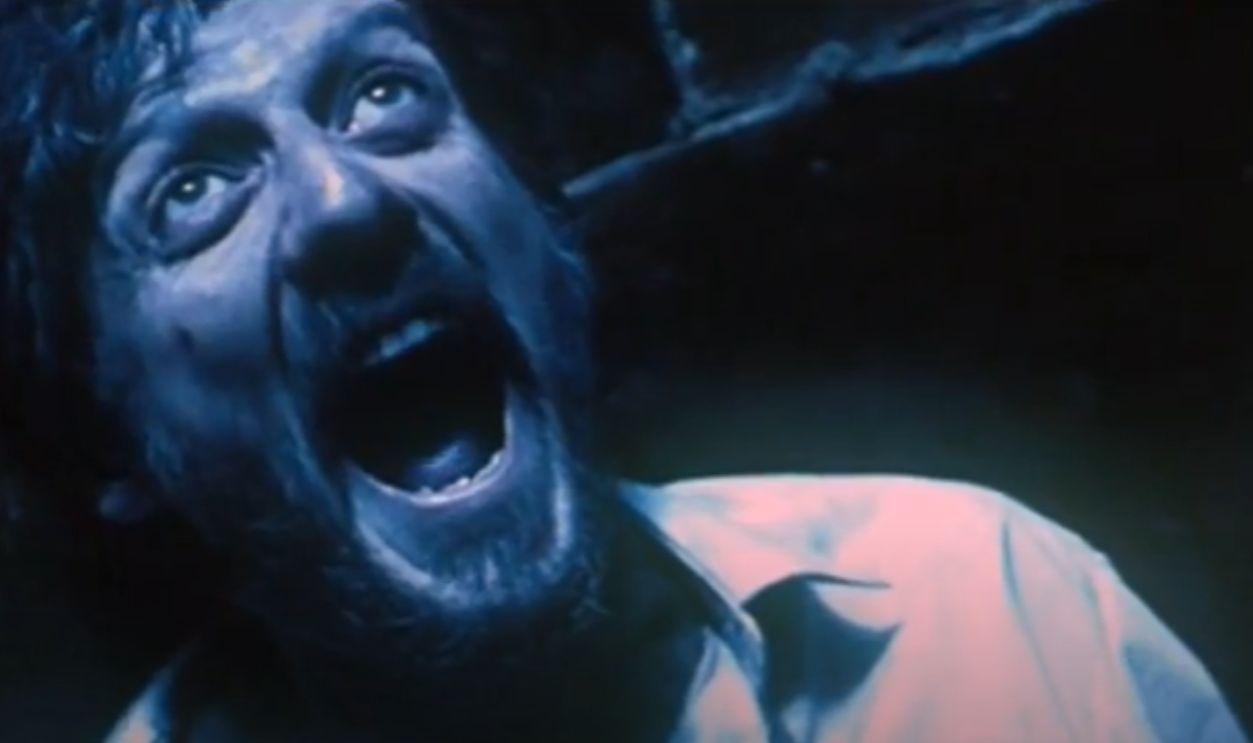 Screenshot from Zulo (2005)