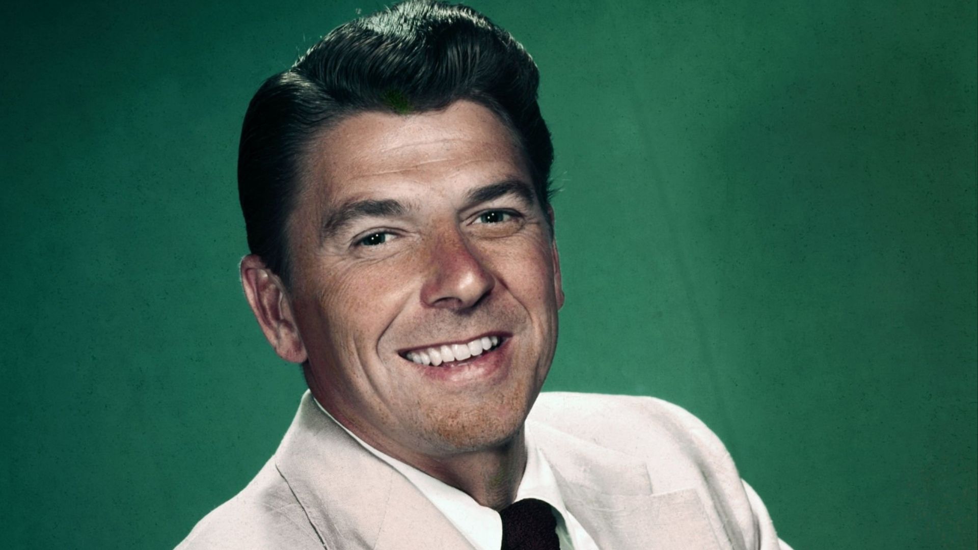 File:Ronald Reagan 1954.jpg