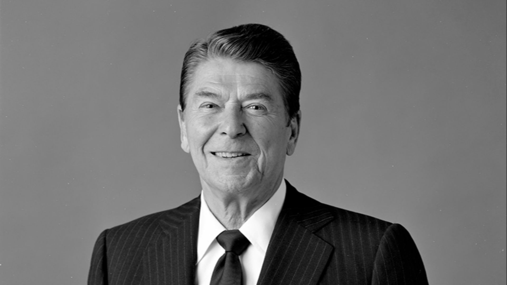 File:Ronald Wilson Reagan President of the United States, Me1355-8.jpg