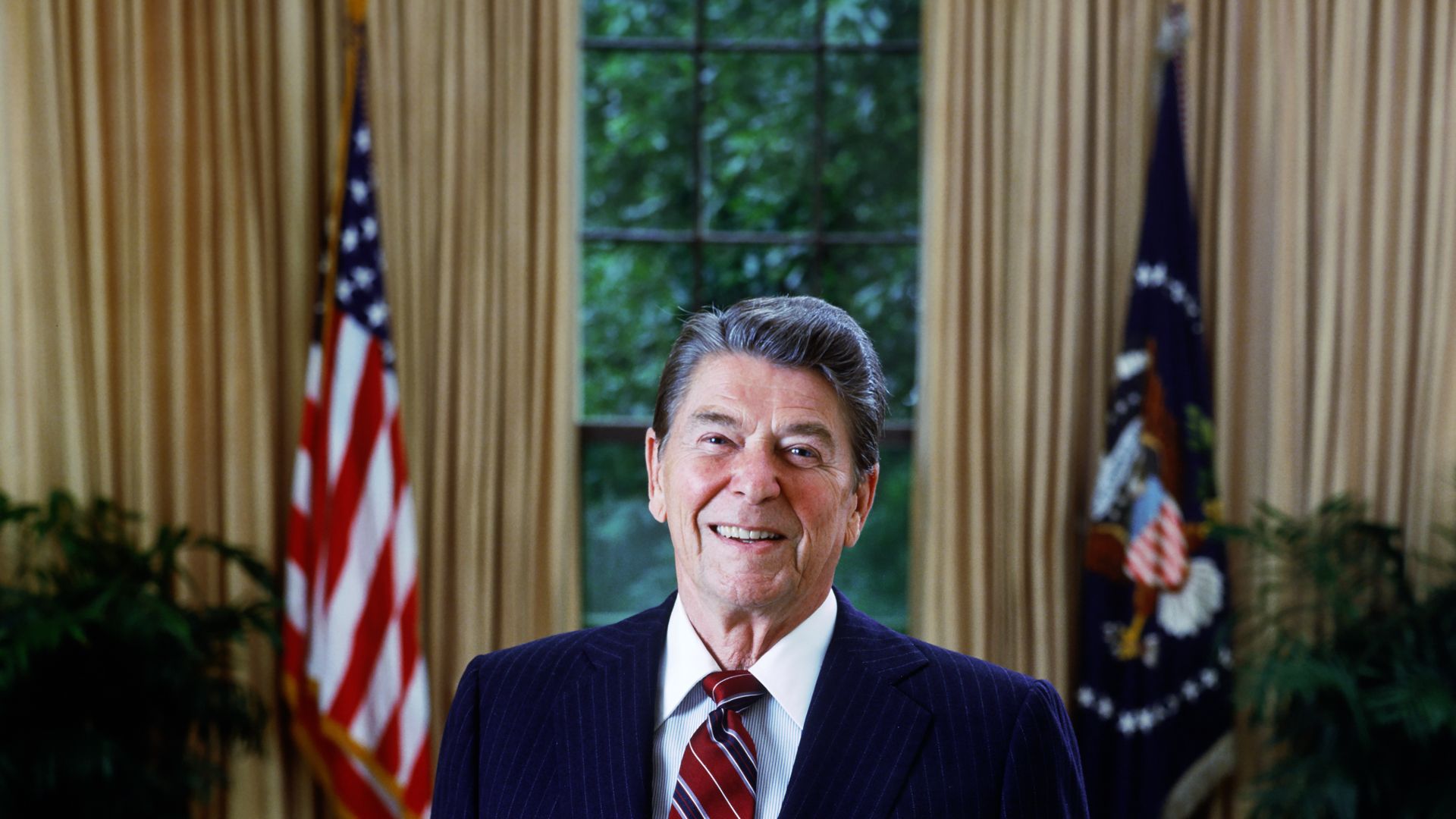 File:President Reagan 1985.jpg