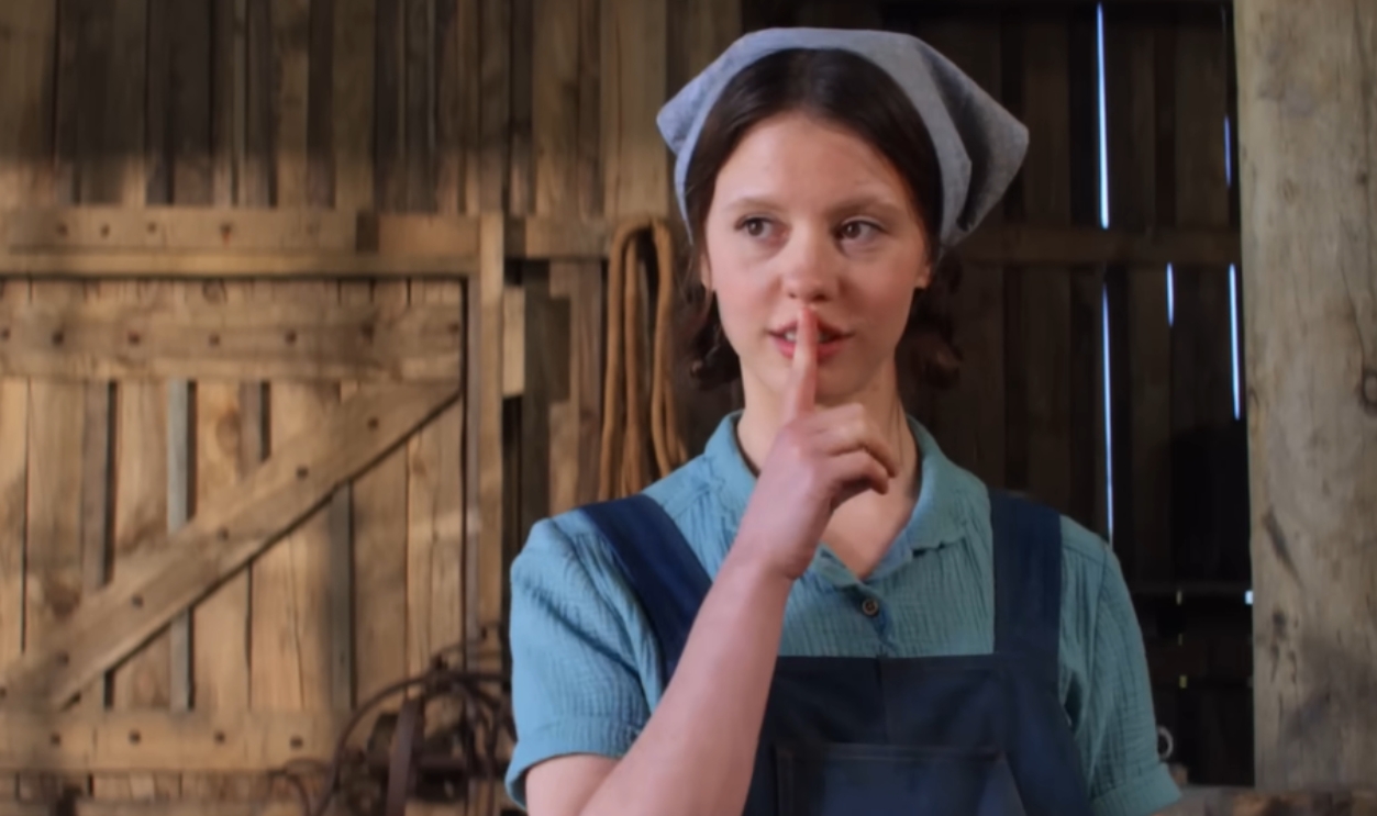 Screenshot from Pearl (2022)