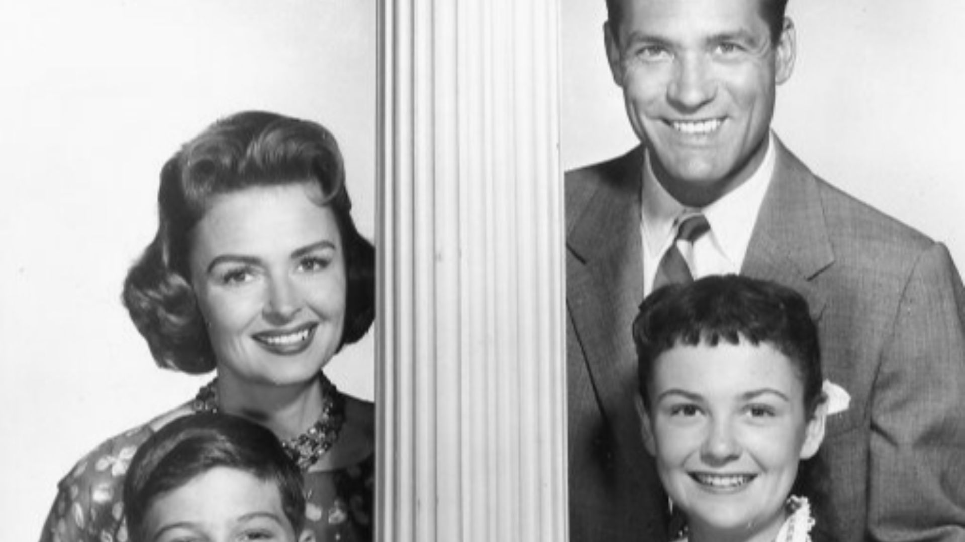 File:Donna Reed Show cast 1958.JPG