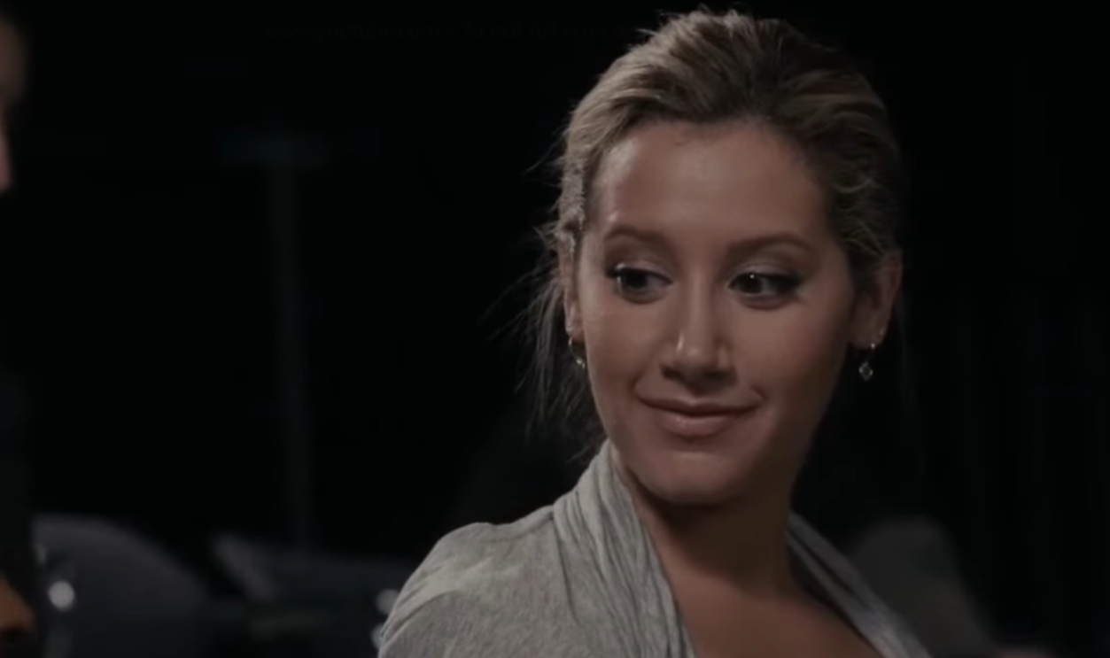 Screenshot from Scary Movie V (2013)