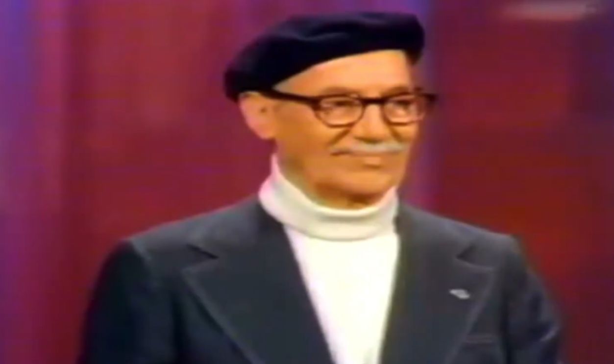 Comedian Groucho Marx