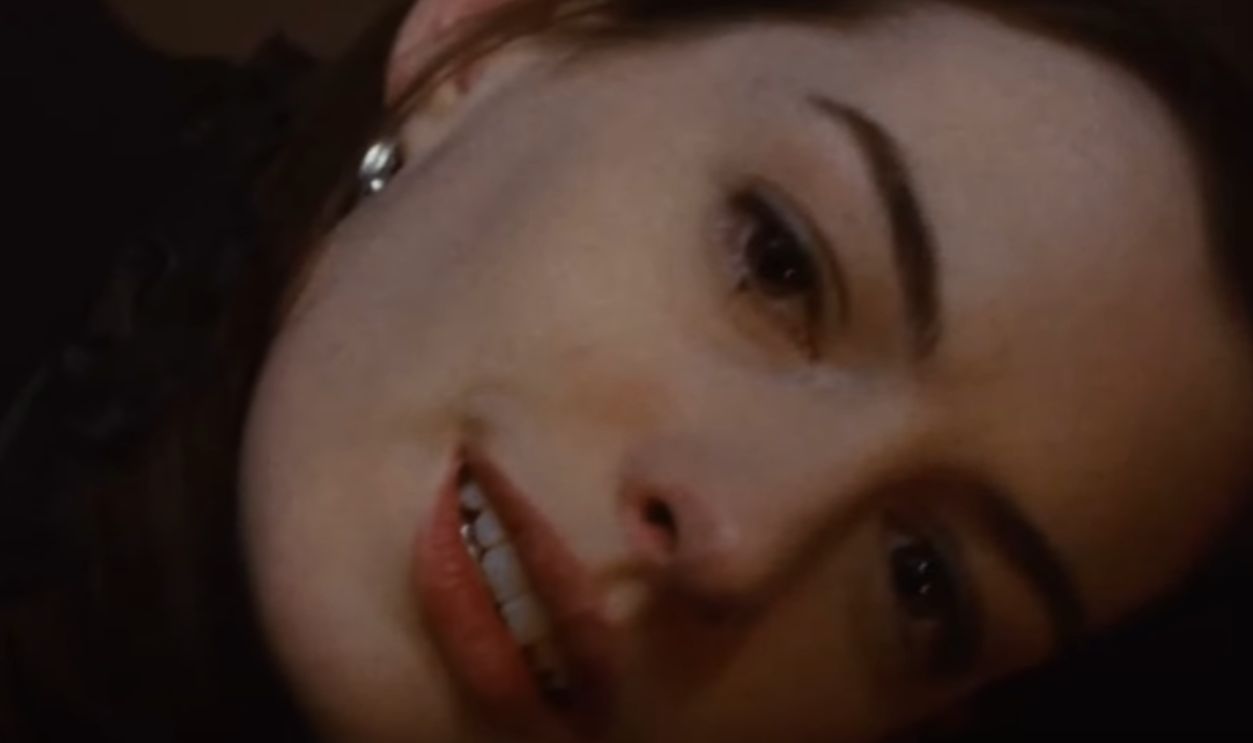 Screenshot from Passengers (2008)