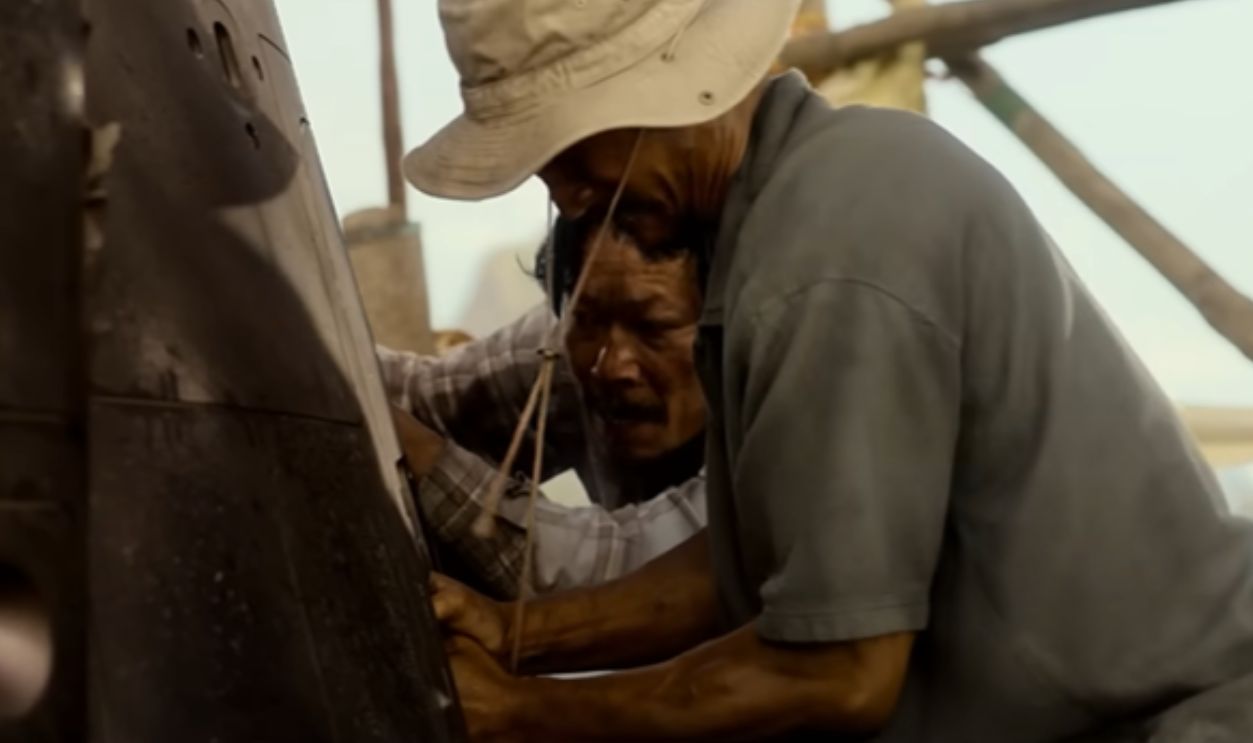 Screenshot from Life (2017)