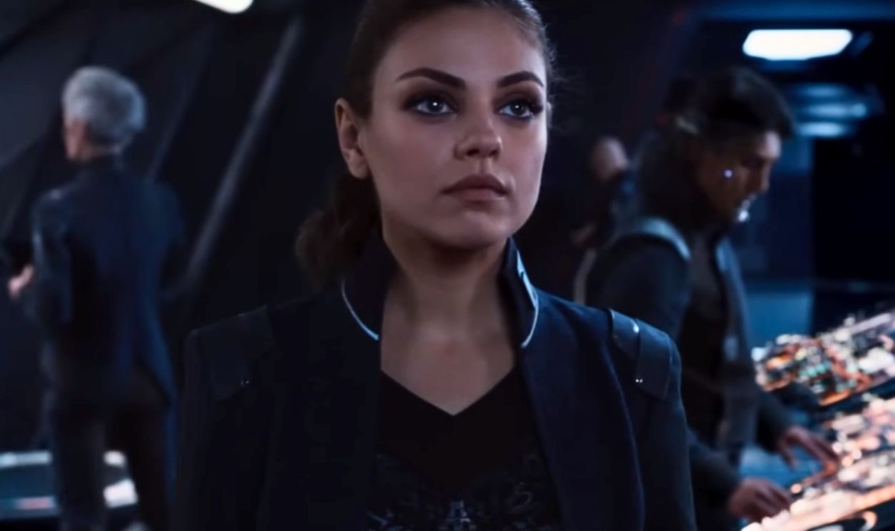 Screenshot from Jupiter Ascending (2015)