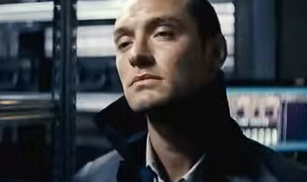 Screenshot from Repo Men (2010)